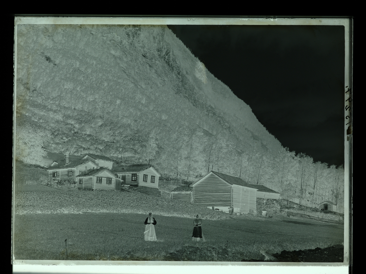 Kleivmellom, nordre