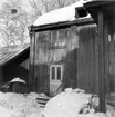 Gårdsinteriör. Byggnaderna rivna 1959.