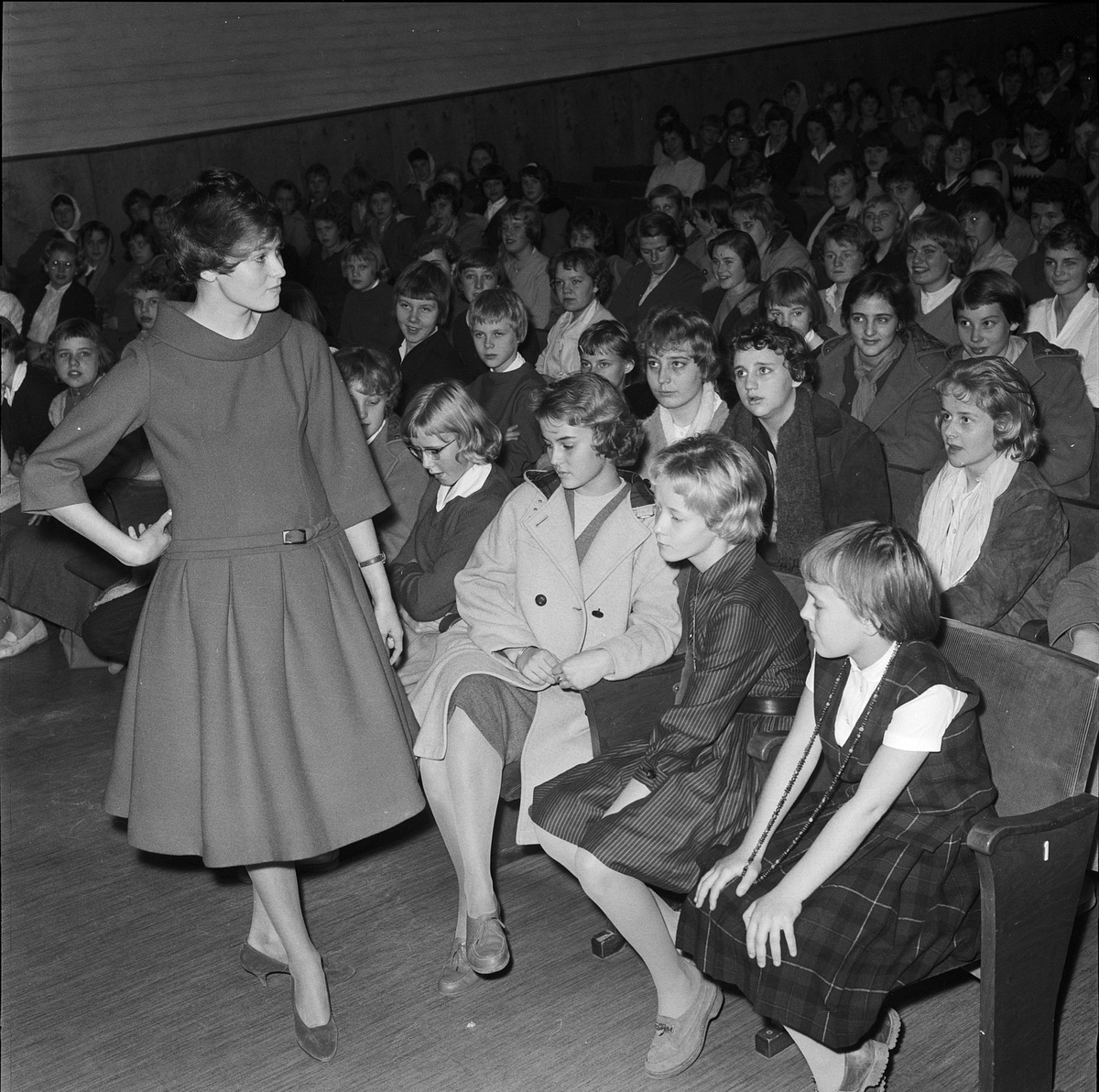 Klädparad i Nannas aula, Uppsala 1958