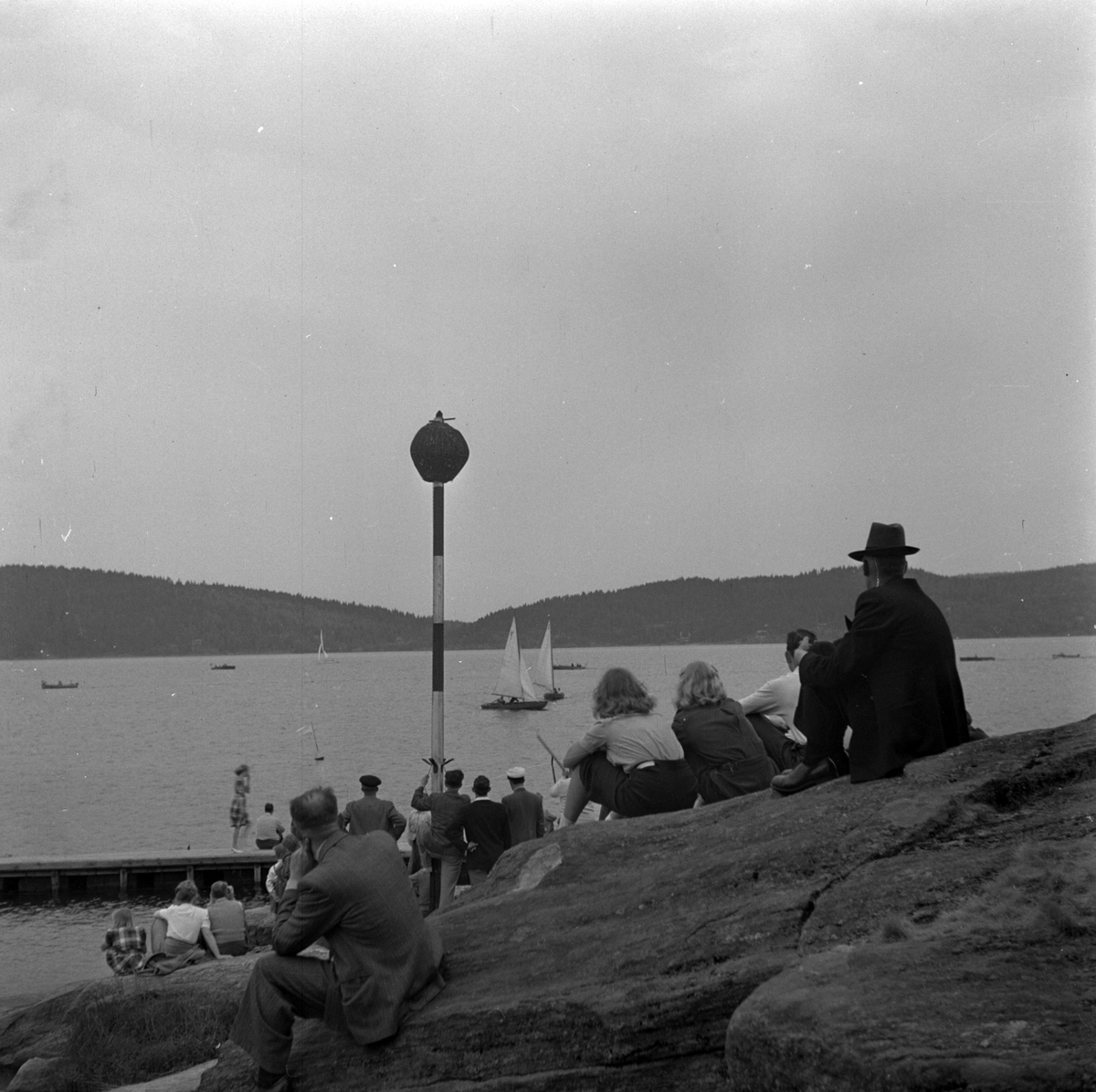 Segeltävling vid Lövekullebadet. 1940-talet