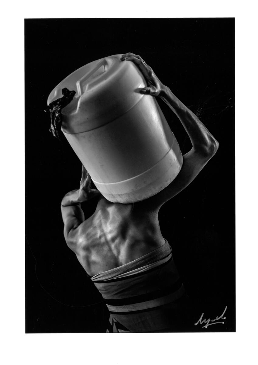 Untitled Labour 02: Mtungi [fotografi]