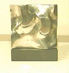 Avstannad Rörelse Framåt [skulptur]