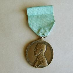 Medalj