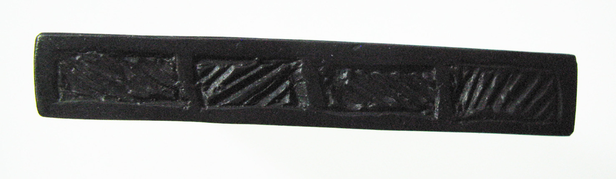 Motiv advers: Benedict Carpenter, frontalt og stilisert portrett.

Motiv revers: Benedict Carpenters hustru, frontalt og stilisert portrett.