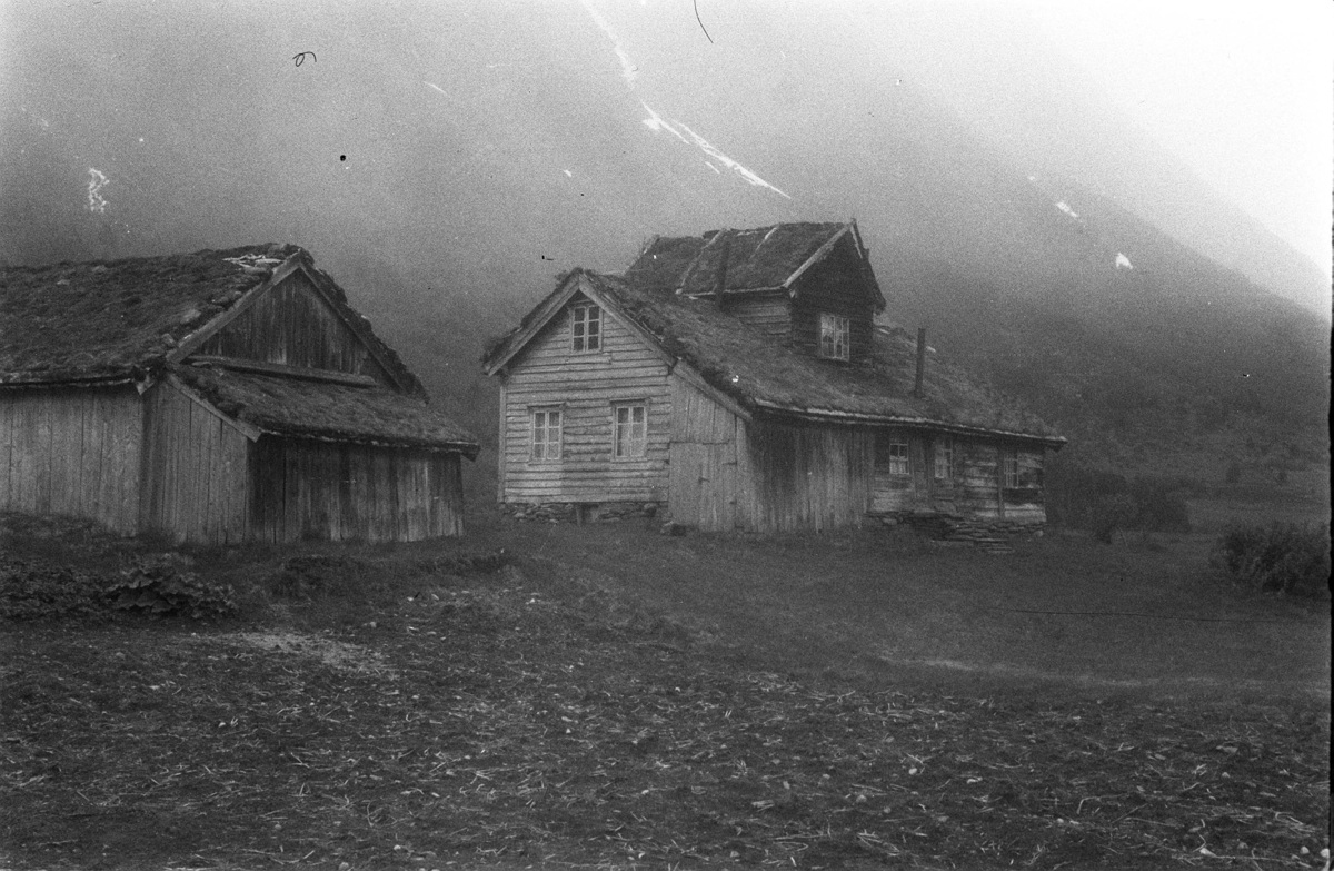 Valldalen, Norddal. Stue mellom Rem og Alstad, Sunnmøre