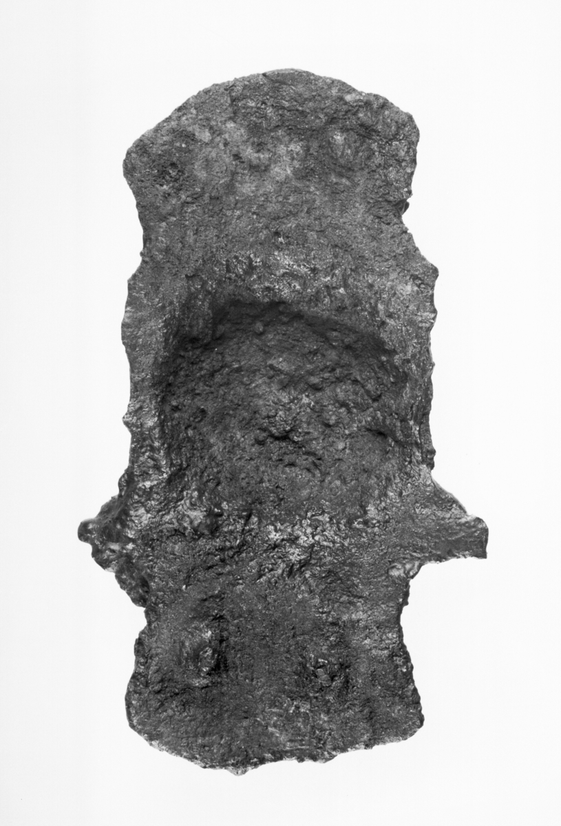 Beslag (bakside)
Jern