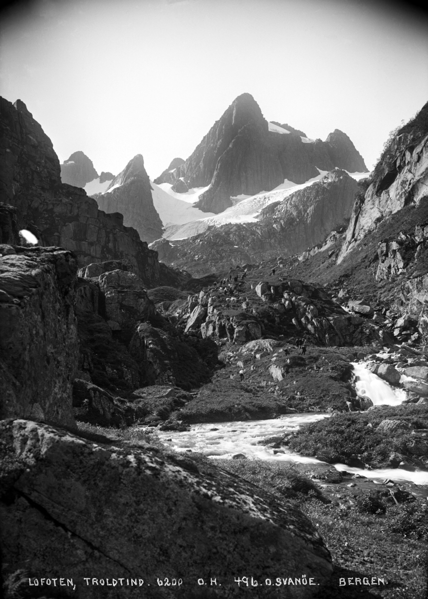 Trolltind
Fotografert 1900 Ca.