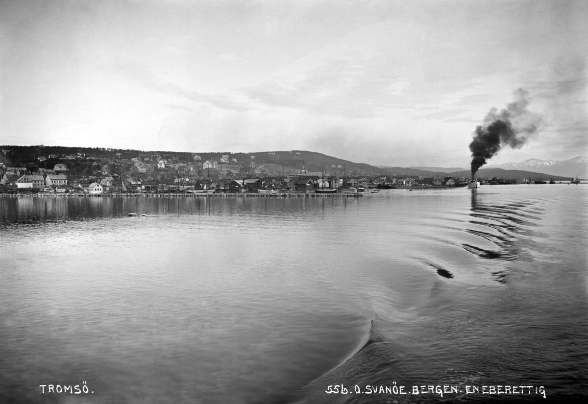 Sett fra sjøen
Tromsø
Fotografert 1900 Ca.