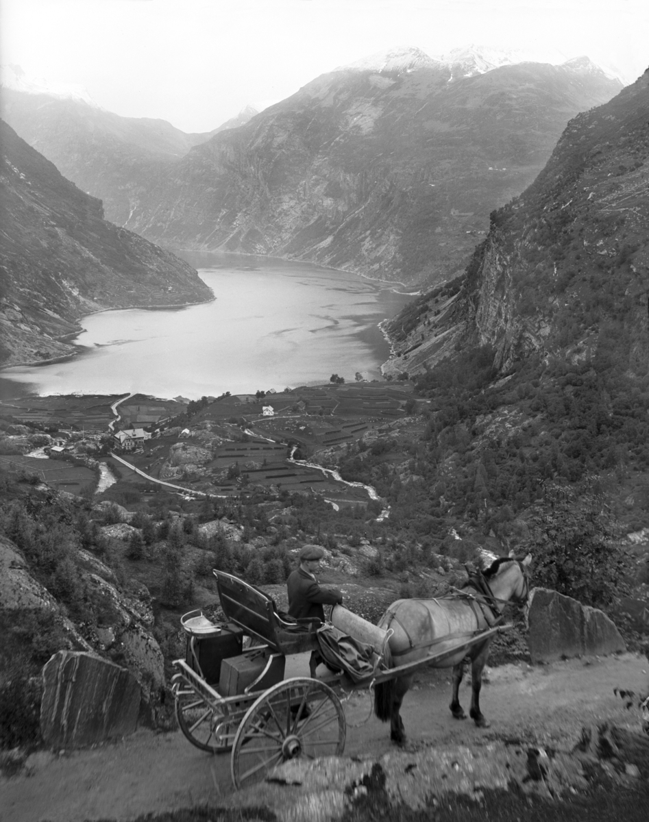 Flydal, Geiranger, Geirangerfjorden
Fotografert 1900 Ca.