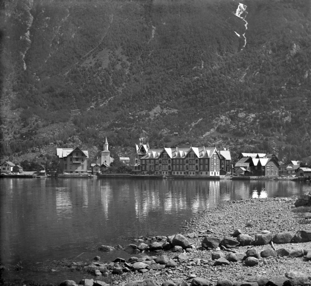 Hardanger hotell, Odda
Fotografert 1900 Ca.