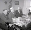 Medaljöverlämning och middag i Föra 10/2 1960. Postdirektör Axel Engers, Fru Berta Nilsson, Föra. Postmästaren Cir Ewers, Borgholm.