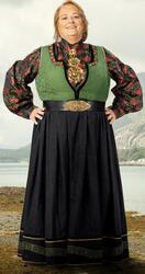 Mariann Grønnerud wearing the green women's bunad.