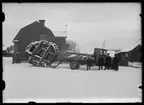 Vattenhjulet från Svanå, på väg till Vallby friluftsmuseum i Västerås.