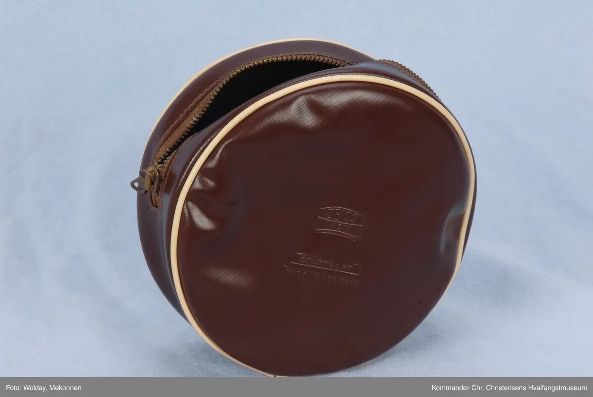 Etui
