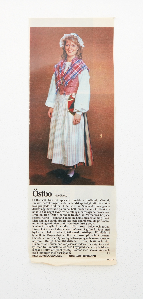 Mönster till Stora Tuna sockendräkt m.m.
Med 206 bilder.