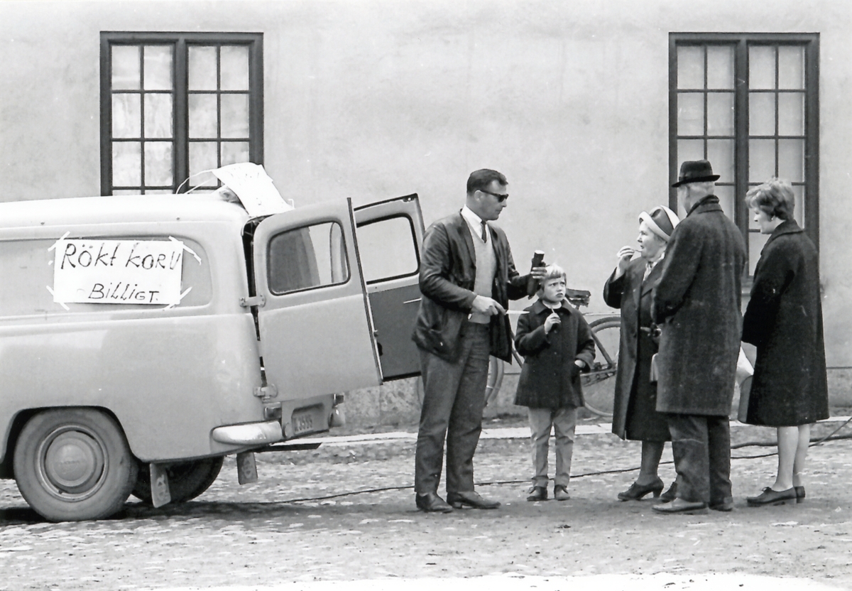 Försäljning från bil på Grönsakstorget