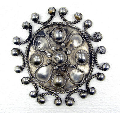 Filigree brooch by Johan Julius Johansen.