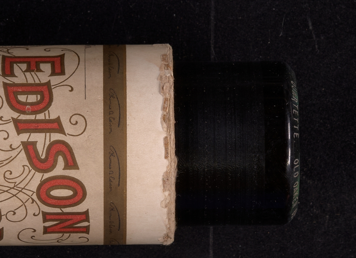 "Edison Male Quartet" synger "Old Oaken Bucket". Opptak på voksrull / fonografsylinder.