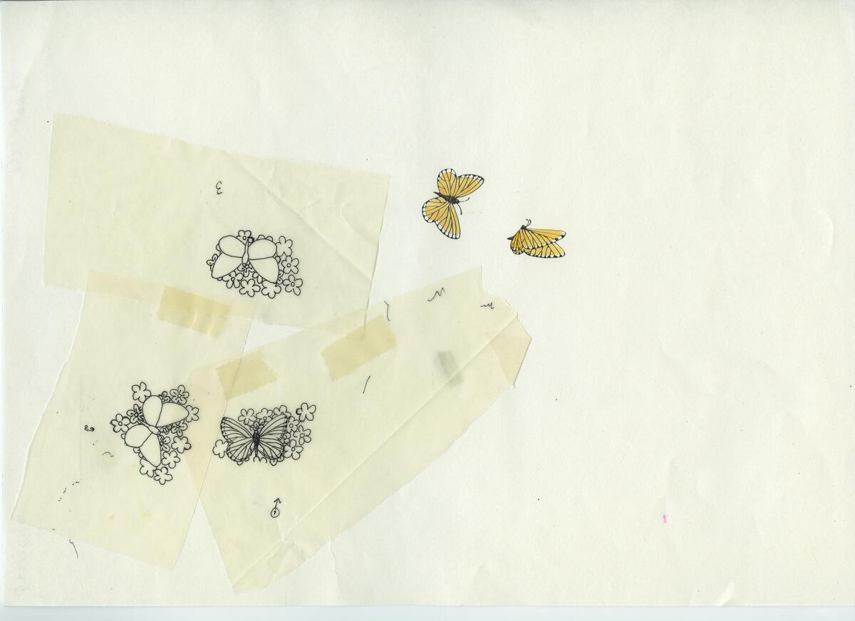 Skisser och referensmaterial till olika porslin- och glasföremål som grytor, kannor, koppar med fat, servisglas m.m. Bland annat formgivning för Rosenthal. Några skisskopior av Tapio Wirkkalas formgivning för Venini - inspirationsmaterial?