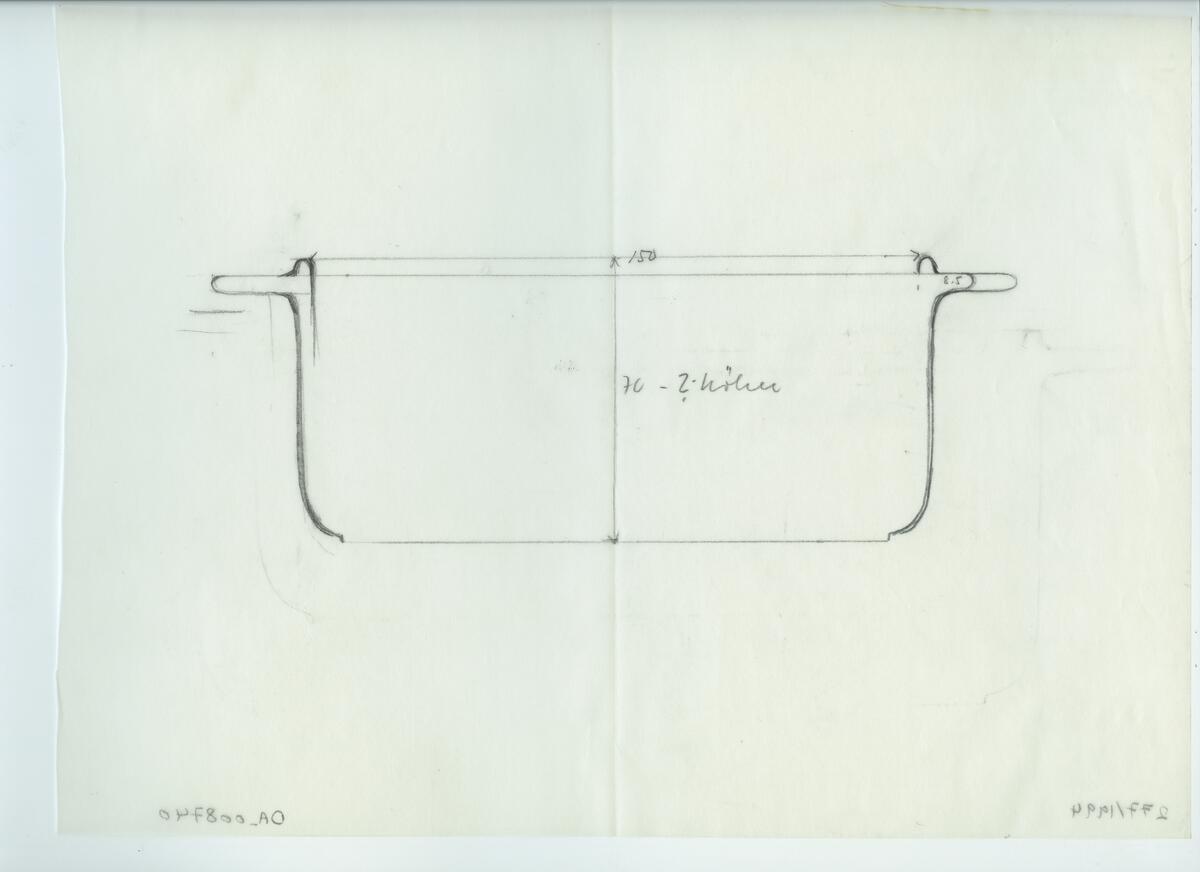 Skisser och referensmaterial till olika porslin- och glasföremål som grytor, kannor, koppar med fat, servisglas m.m. Bland annat formgivning för Rosenthal. Några skisskopior av Tapio Wirkkalas formgivning för Venini - inspirationsmaterial?