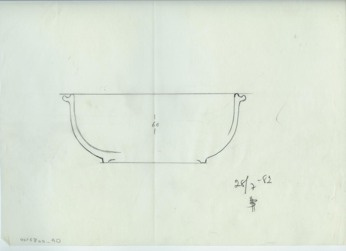 Skisser och referensmaterial till olika porslin- och glasföremål som grytor, kannor, koppar med fat, servisglas m.m. Bland annat formgivning för Rosenthal. Några skisskopior av Tapio Wirkkalas formgivning för Venini - inspirationsmaterial?