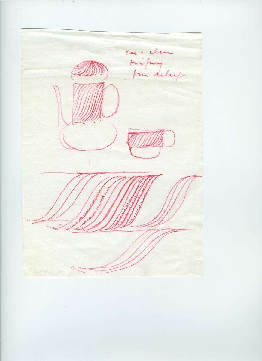 Skisser och referensmaterial till olika porslin- och glasföremål som grytor, kannor, koppar med fat, servisglas m.m. Bland annat formgivning för Rosenthal. Några skisskopior av Tapio Wirkkalas formgivning för Venini - inspirationsmaterial?