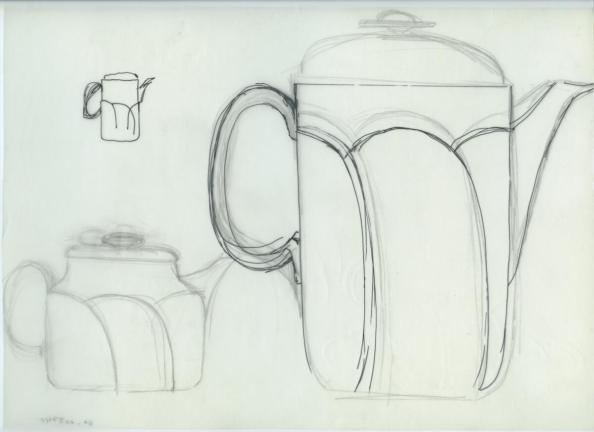 Skisser och referensmaterial till olika porslin- och glasföremål som grytor, kannor, koppar med fat, servisglas m.m. Bland annat formgivning för Rosenthal. Några skisskopior av Tapio Wirkkalas formgivning för Venini - inspirationsmaterial?