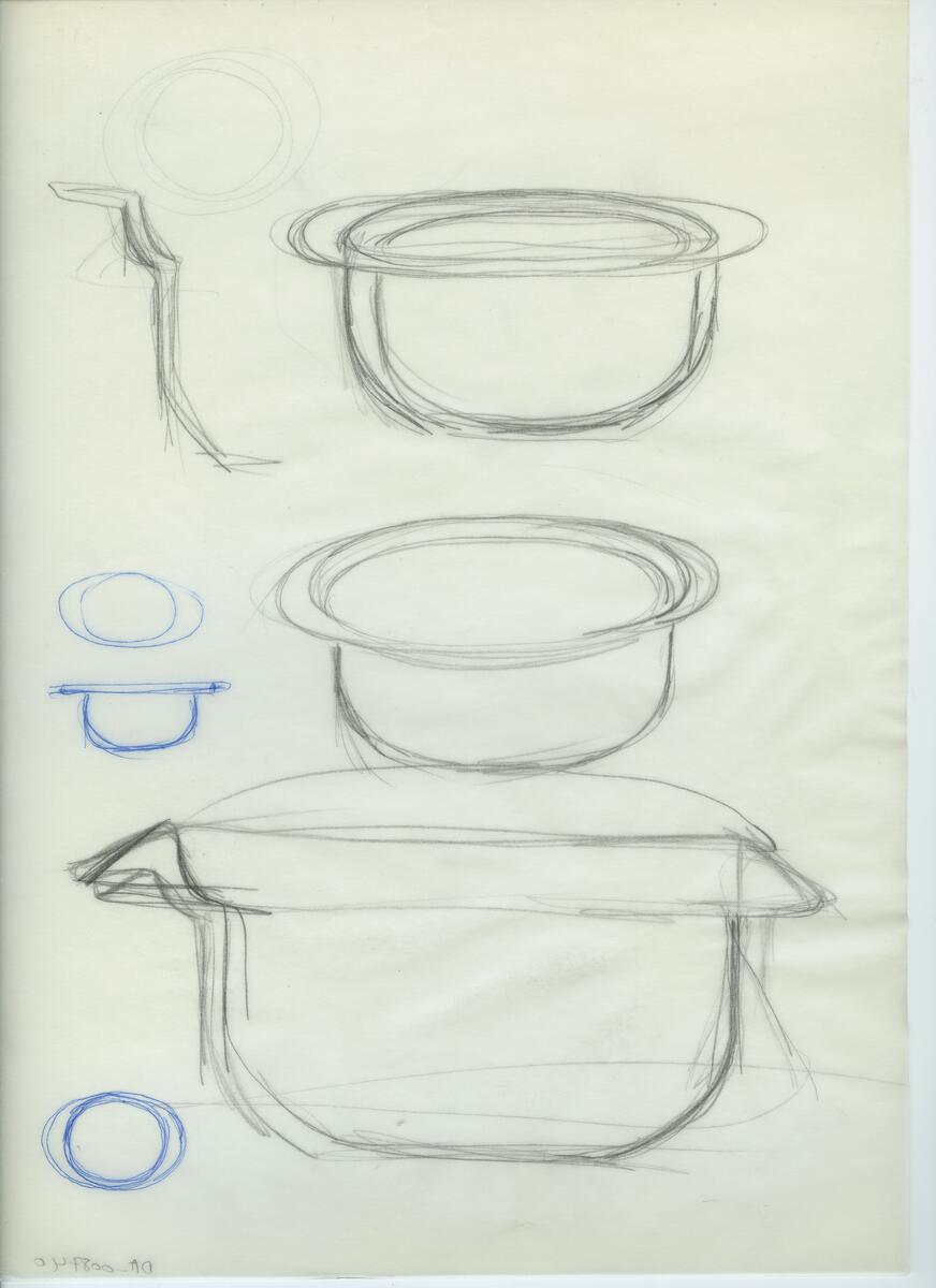 Skisser och referensmaterial till olika porslin- och glasföremål som grytor, kannor, koppar med fat, servisglas m.m. Bland annat formgivning för Rosenthal. Några skisskopior av Tapio Wirkkalas formgivning för Venini - inspirationsmaterial?