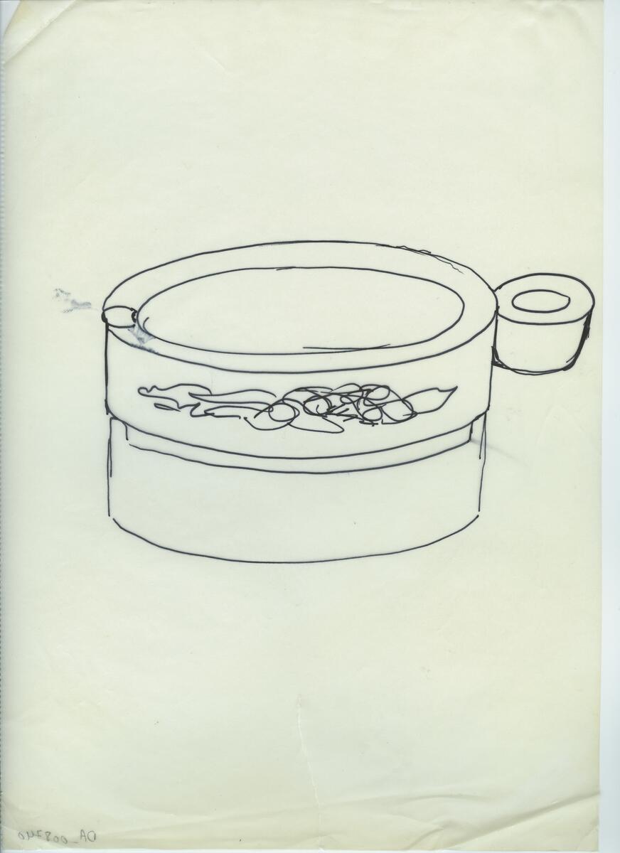 Skisser och referensmaterial till olika porslin- och glasföremål som grytor, kannor, koppar med fat, servisglas m.m. Bland annat formgivning för Rosenthal. Några skisskopior av Tapio Wirkkalas formgivning för Venini - inspirationsmaterial?