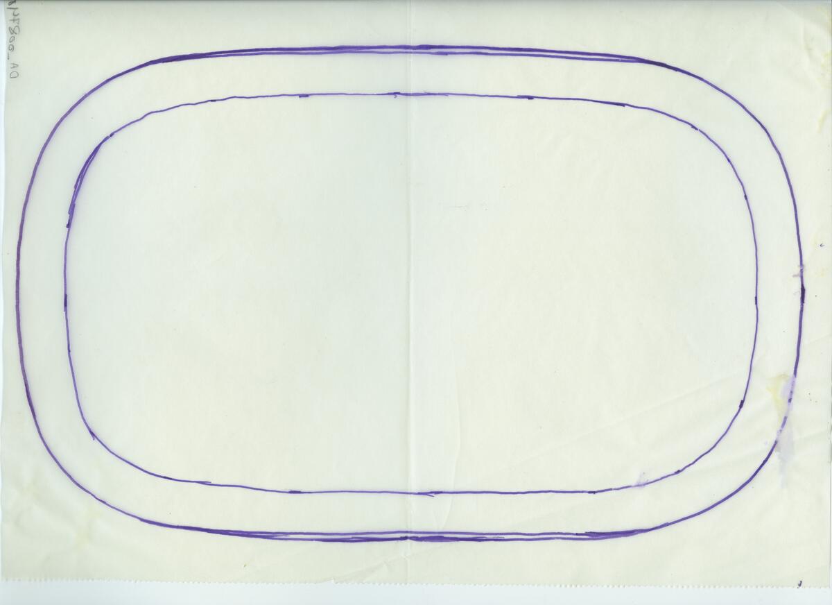 Skisser och referensmaterial till olika porslin- och glasföremål som grytor, kannor, koppar med fat, servisglas m.m. Bland annat formgivning för Rosenthal. Några skisskopior av Tapio Wirkkalas formgivning för Venini - inspirationsmaterial?