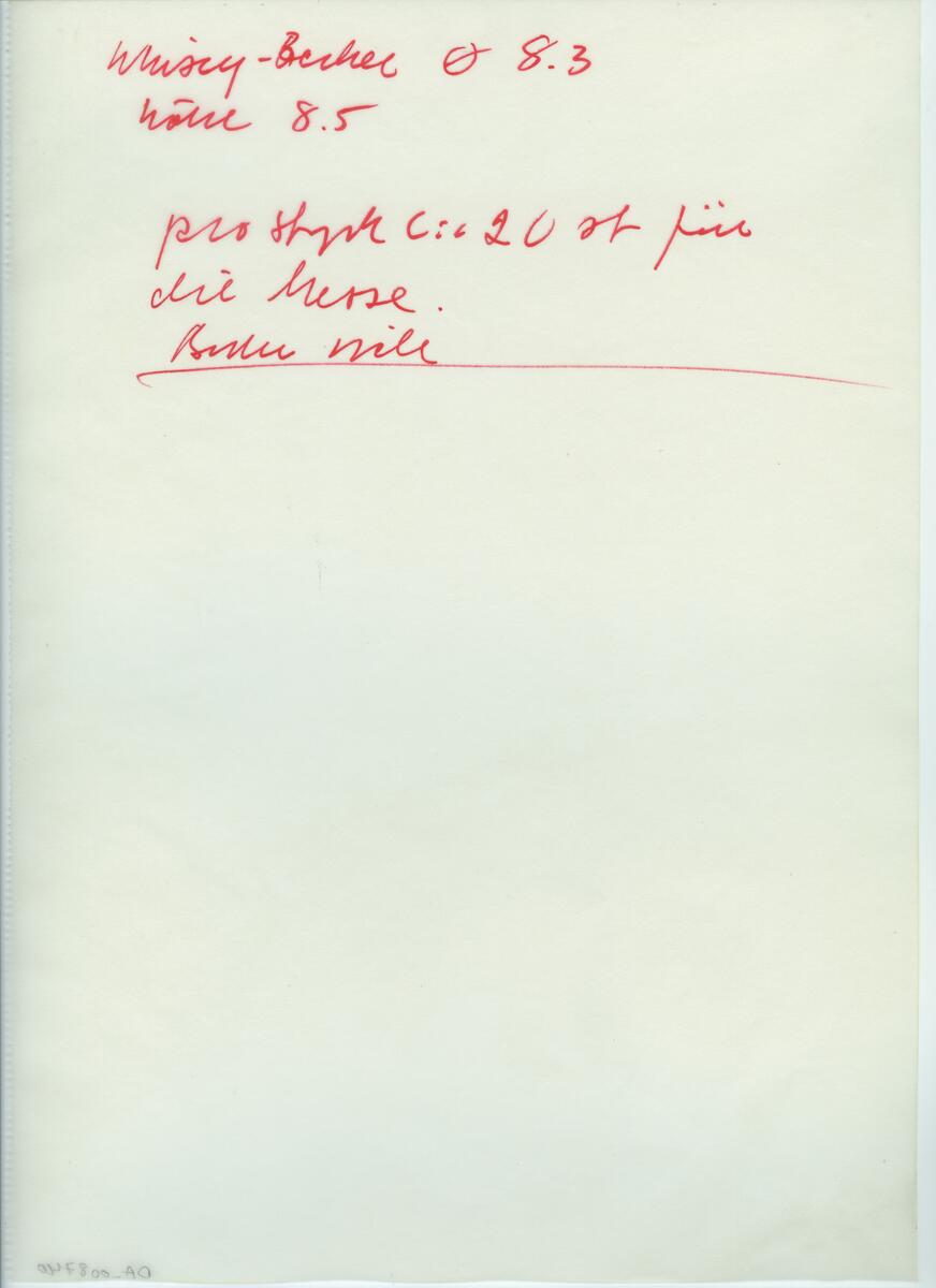 Skisser och referensmaterial till olika porslin- och glasföremål som grytor, kannor, koppar med fat, servisglas m.m. Bland annat formgivning för Rosenthal. Några skisskopior av Tapio Wirkkalas formgivning för Venini - inspirationsmaterial?