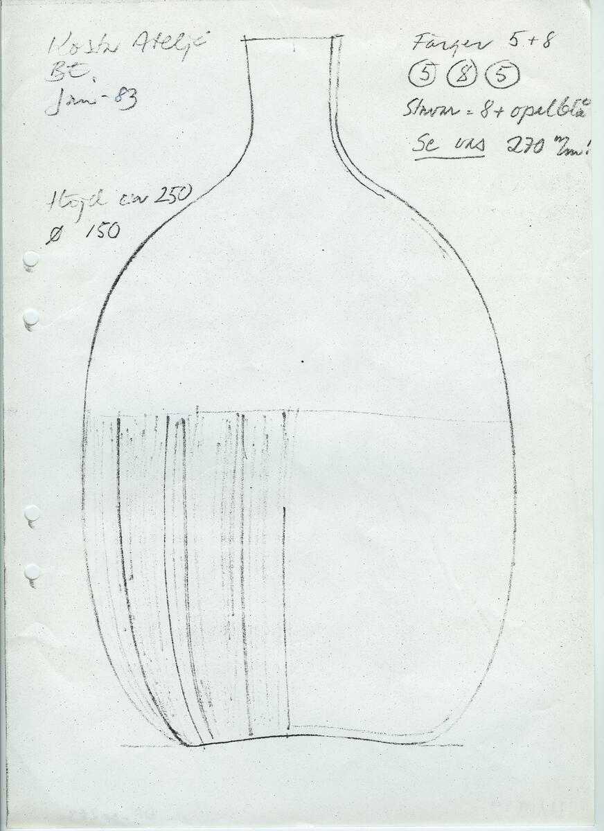 Materialet innehåller skisser till vaser, skålar, ljusstakar m.m.