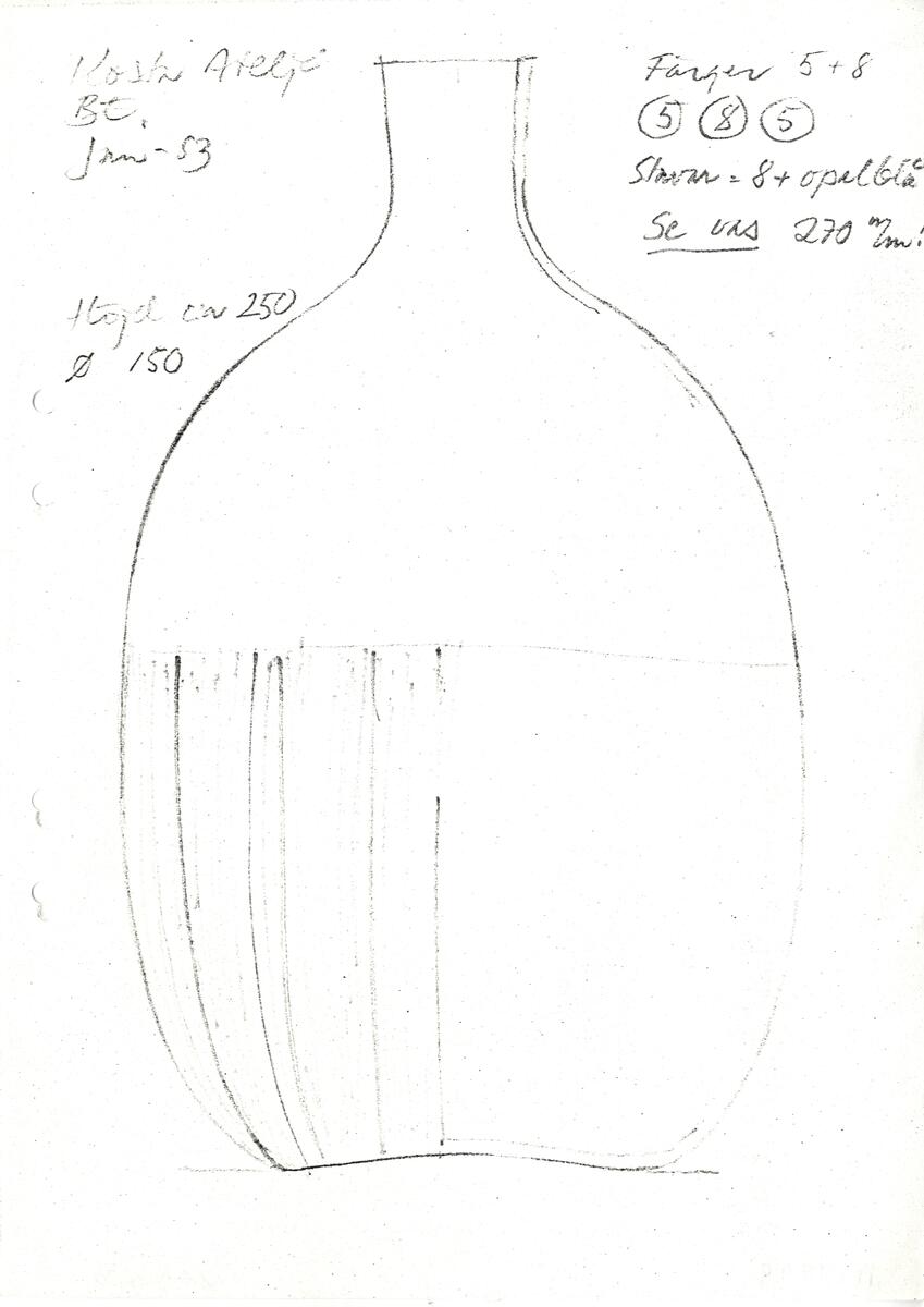 Materialet innehåller skisser till vaser, skålar, ljusstakar m.m.