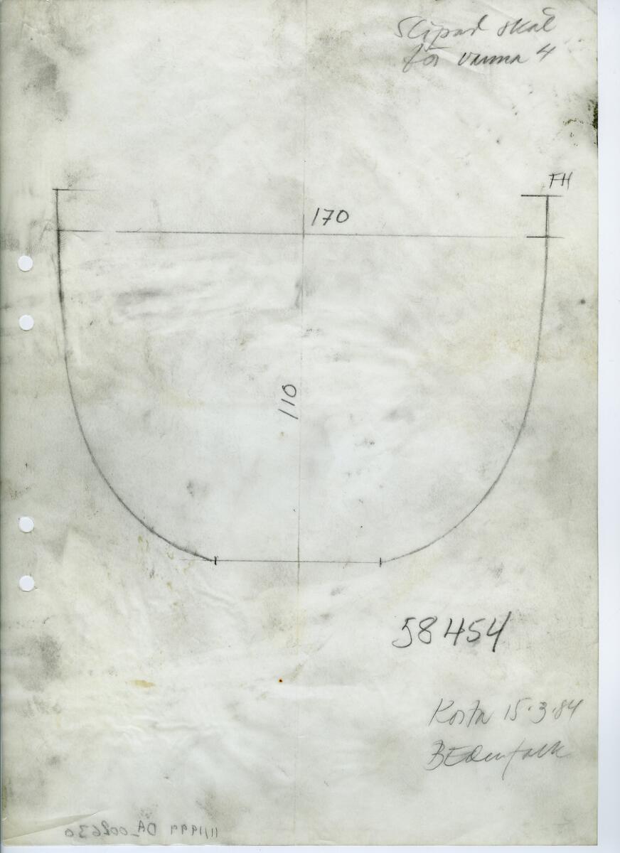 Materialet innehåller skisser till vaser, skålar, ljusstakar m.m.