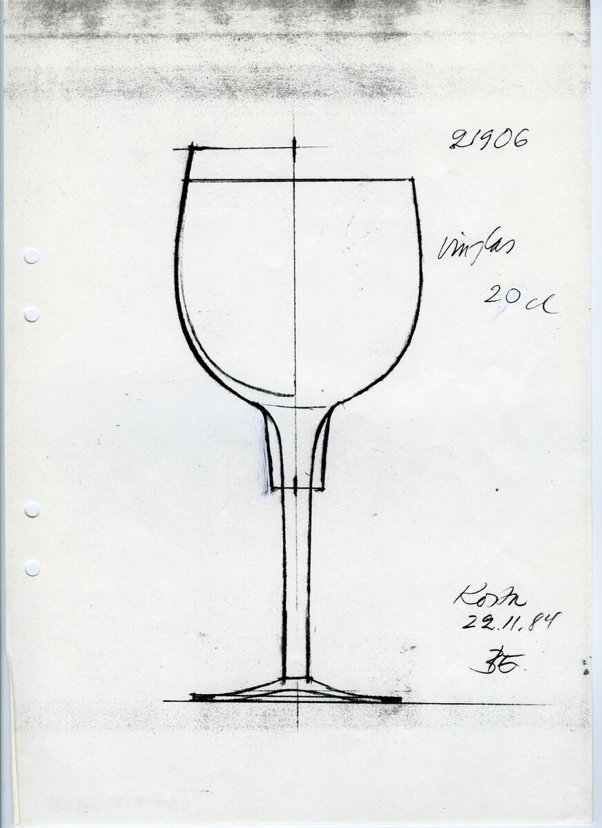 Materialet innehåller skisser till vaser, skålar, ljusstakar m.m.