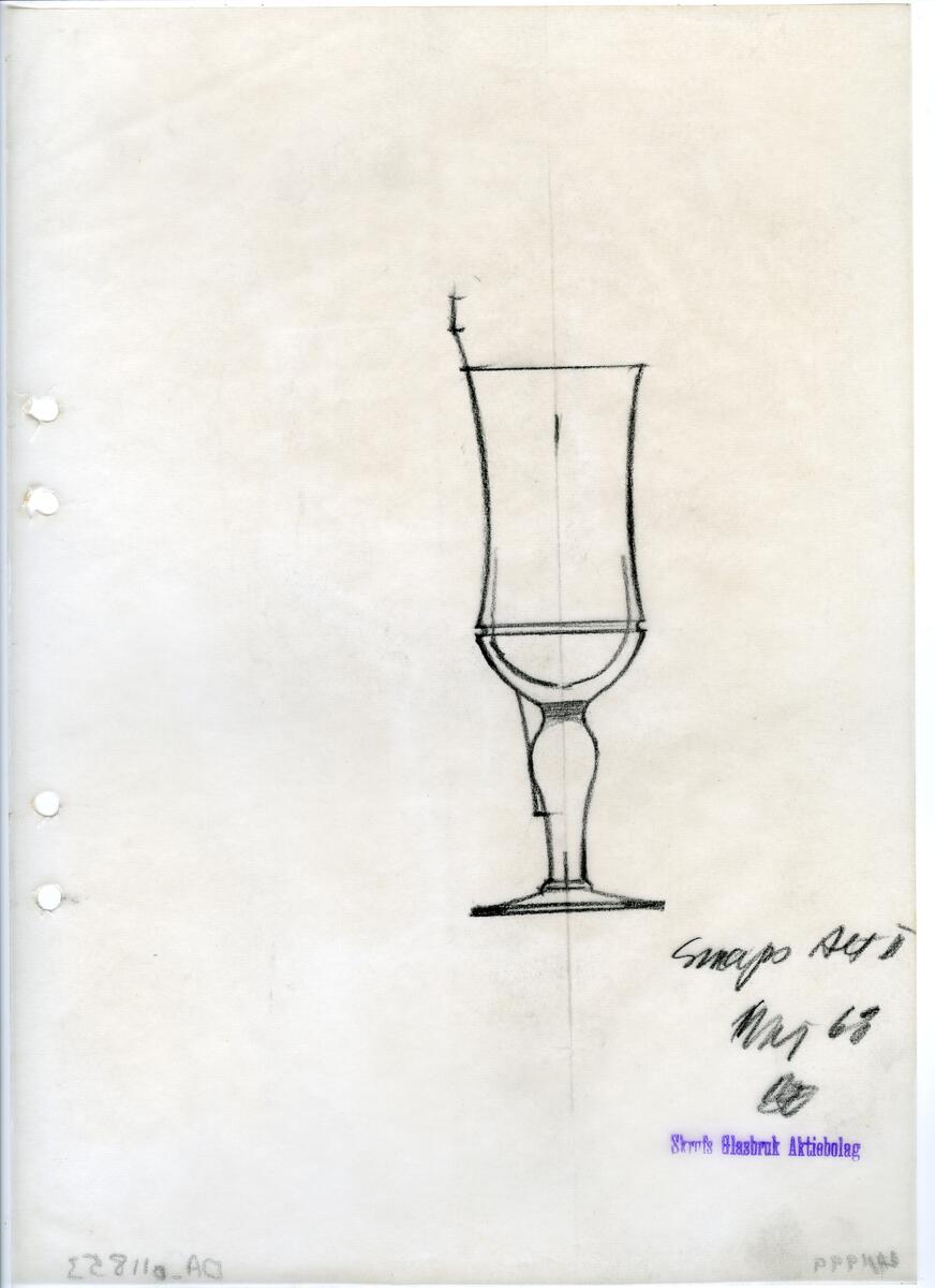 Materialet innehåller skisser till glasserviser, cigarett-tändare, skålar m.m.