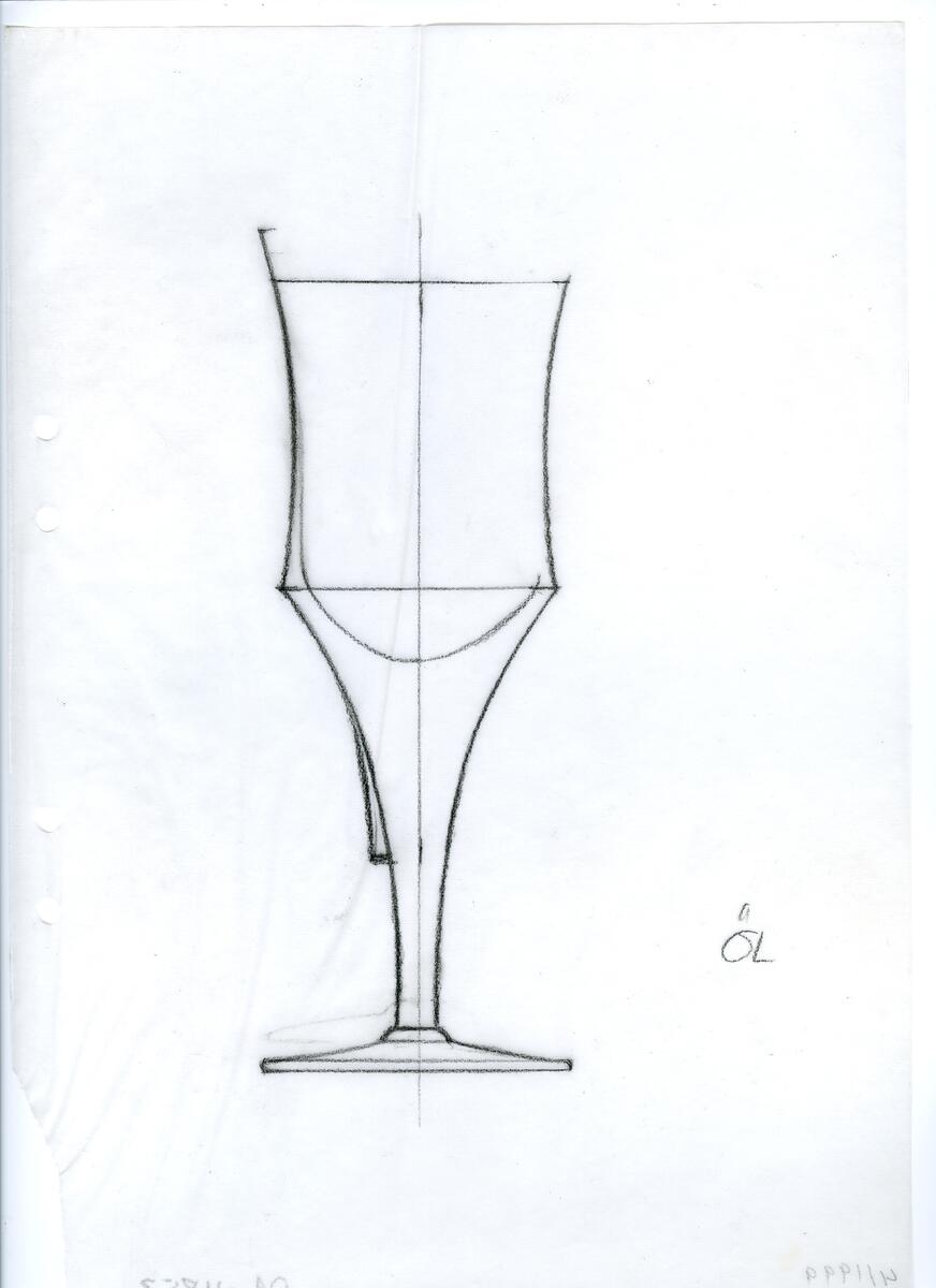 Materialet innehåller skisser till glasserviser, cigarett-tändare, skålar m.m.