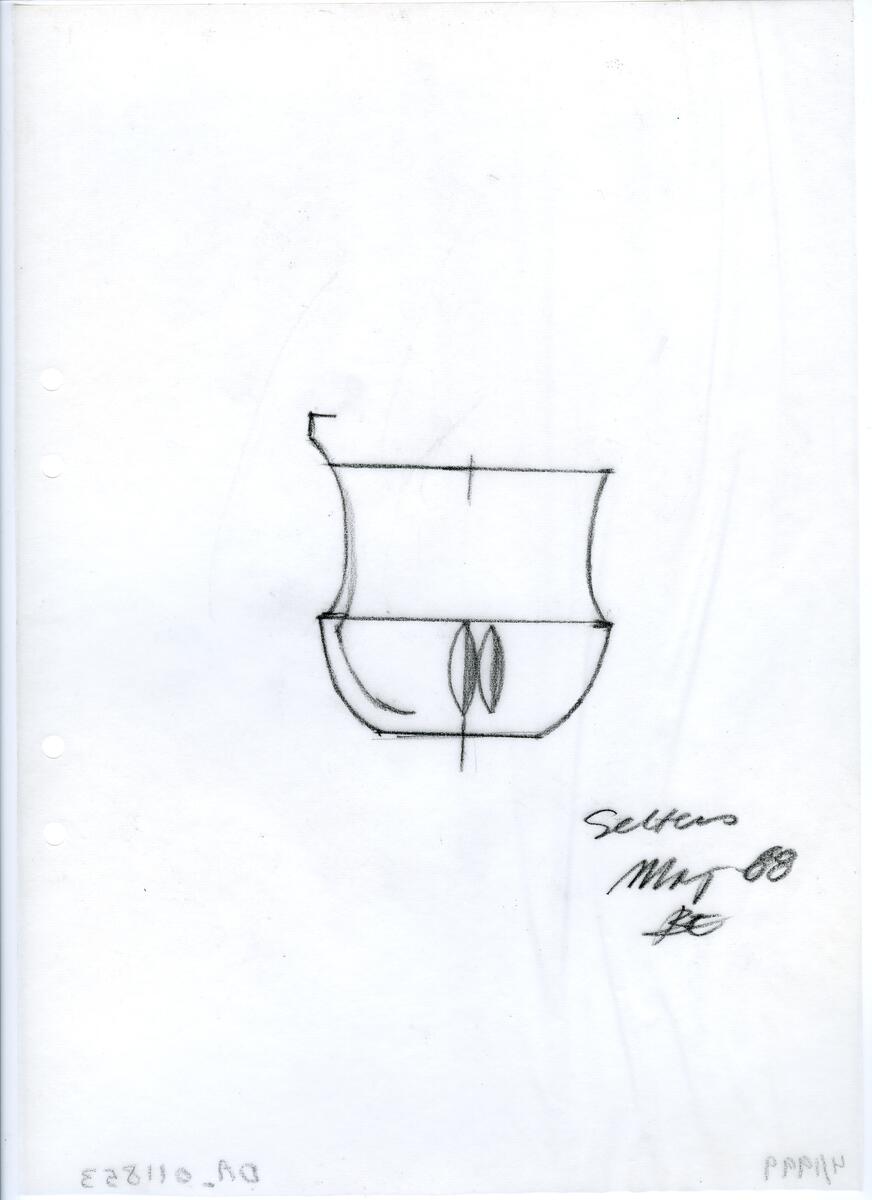 Materialet innehåller skisser till glasserviser, cigarett-tändare, skålar m.m.