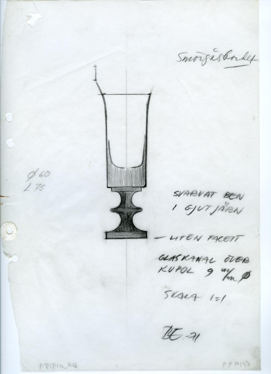 Materialet innehåller skisser till vaser, kannor, servisglas, snäckor, ishinkar, gravyrer m.m. . Det ingår även handlingar och korrespondens angående produkter och utbyte av ideér med olika uppdragsgivare och företag.