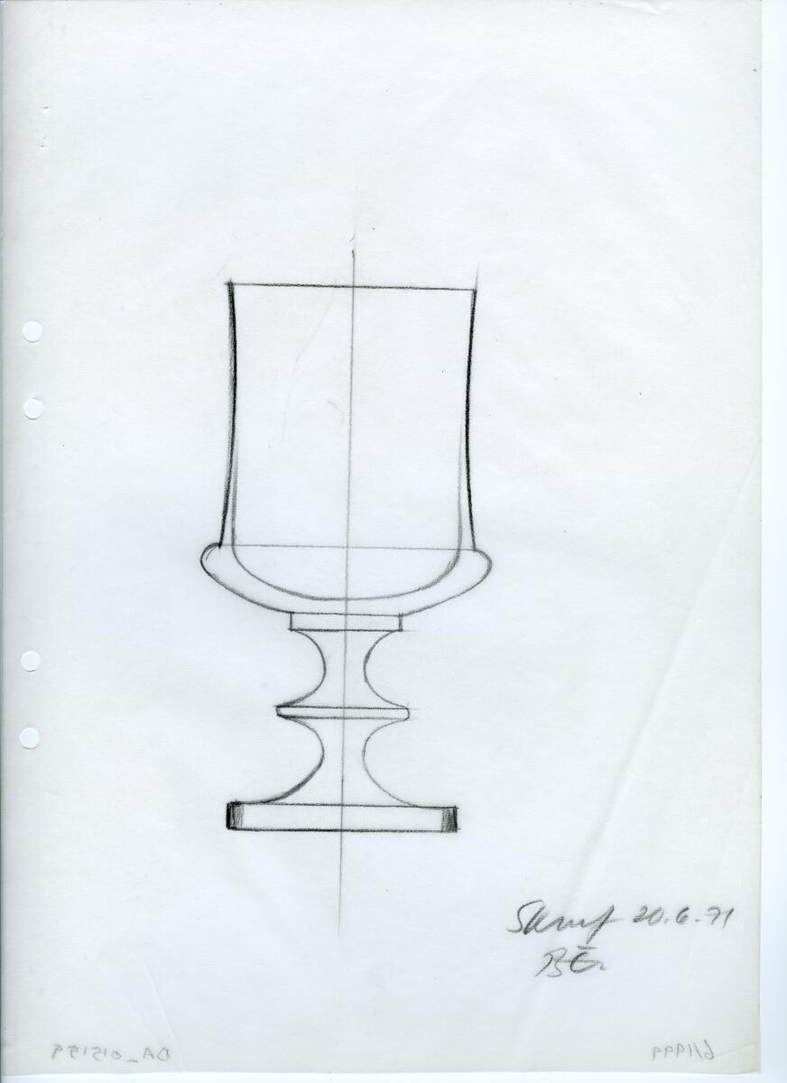 Materialet innehåller skisser till vaser, kannor, servisglas, snäckor, ishinkar, gravyrer m.m. . Det ingår även handlingar och korrespondens angående produkter och utbyte av ideér med olika uppdragsgivare och företag.