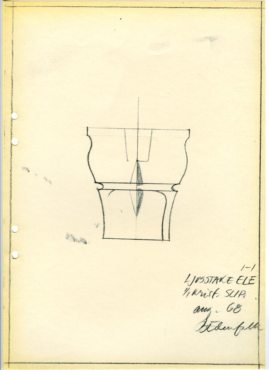 Materialet innehåller skisser till glasserviser, cigarett-tändare, skålar m.m.