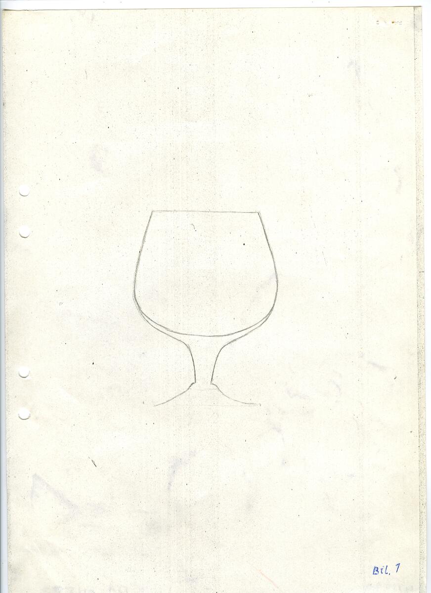 Materialet innehåller skisser till glasserviser, cigarett-tändare, skålar m.m.