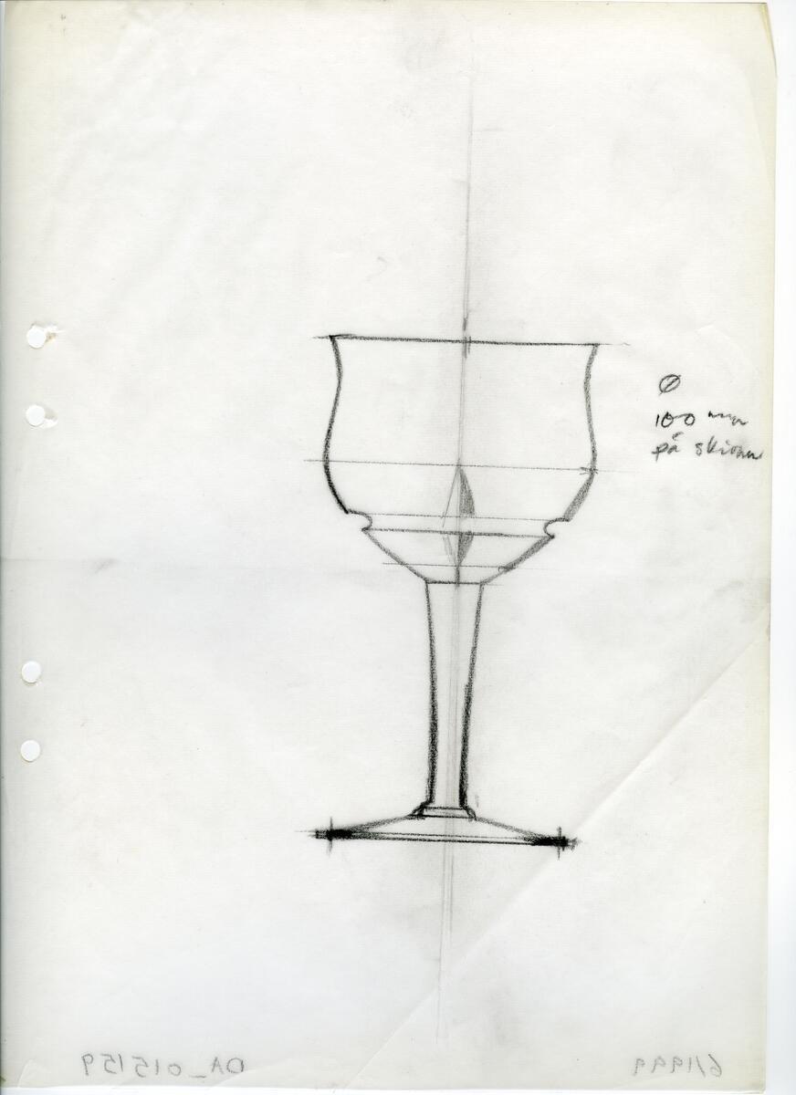 Materialet innehåller skisser till vaser, kannor, servisglas, snäckor, ishinkar, gravyrer m.m. . Det ingår även handlingar och korrespondens angående produkter och utbyte av ideér med olika uppdragsgivare och företag.
