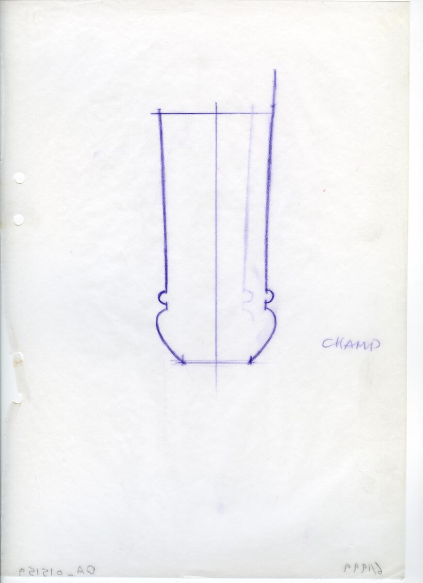Materialet innehåller skisser till vaser, kannor, servisglas, snäckor, ishinkar, gravyrer m.m. . Det ingår även handlingar och korrespondens angående produkter och utbyte av ideér med olika uppdragsgivare och företag.