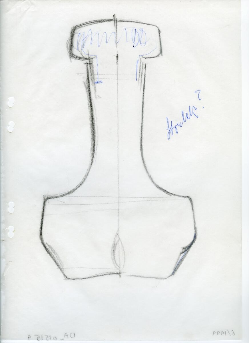 Materialet innehåller skisser till vaser, kannor, servisglas, snäckor, ishinkar, gravyrer m.m. . Det ingår även handlingar och korrespondens angående produkter och utbyte av ideér med olika uppdragsgivare och företag.