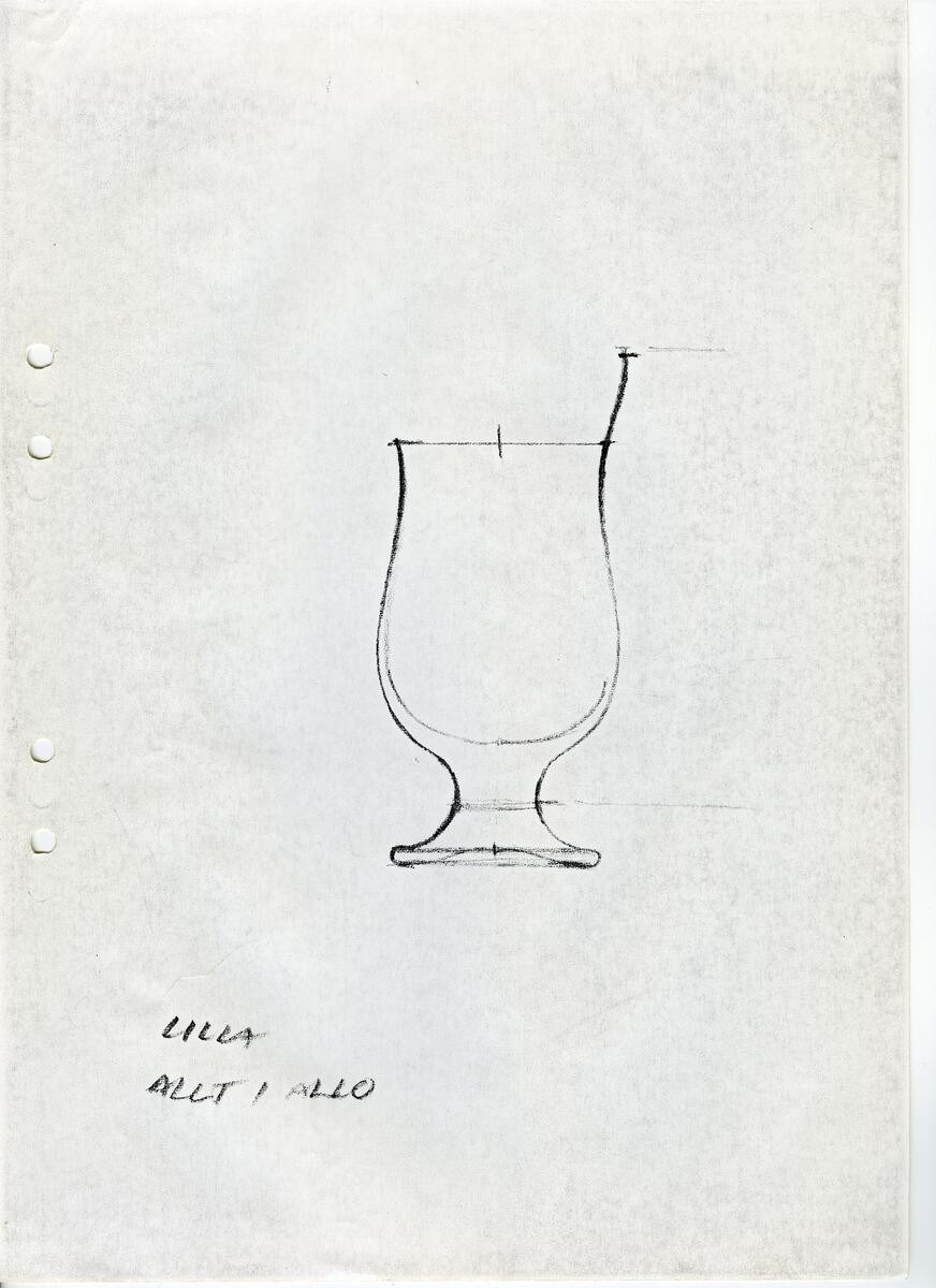 Materialet innehåller skisser till vaser, kannor, servisglas, snäckor, ishinkar, gravyrer m.m. . Det ingår även handlingar och korrespondens angående produkter och utbyte av ideér med olika uppdragsgivare och företag.