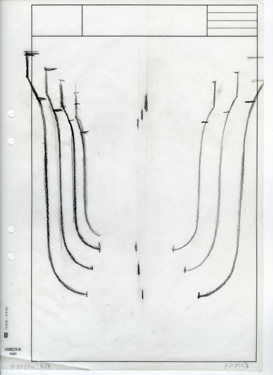 Materialet innehåller skisser till vaser, kannor, servisglas, snäckor, ishinkar, gravyrer m.m. . Det ingår även handlingar och korrespondens angående produkter och utbyte av ideér med olika uppdragsgivare och företag.