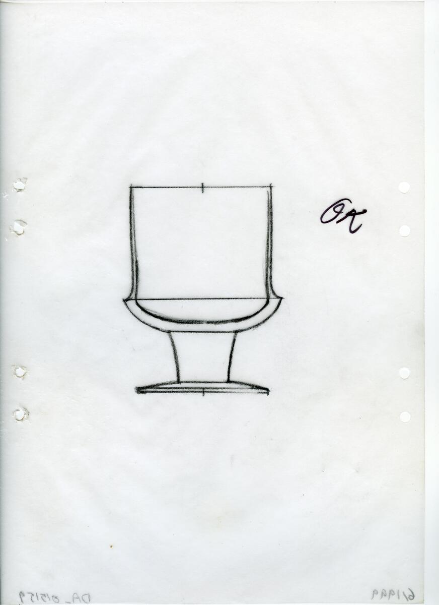 Materialet innehåller skisser till vaser, kannor, servisglas, snäckor, ishinkar, gravyrer m.m. . Det ingår även handlingar och korrespondens angående produkter och utbyte av ideér med olika uppdragsgivare och företag.