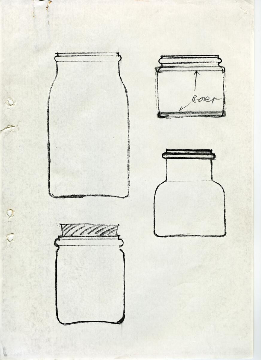 Materialet innehåller skisser till vaser, kannor, servisglas, snäckor, ishinkar, gravyrer m.m. . Det ingår även handlingar och korrespondens angående produkter och utbyte av ideér med olika uppdragsgivare och företag.