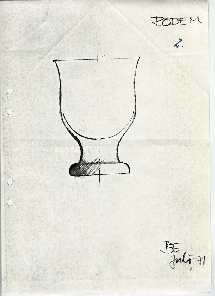 Materialet innehåller skisser till vaser, kannor, servisglas, snäckor, ishinkar, gravyrer m.m. . Det ingår även handlingar och korrespondens angående produkter och utbyte av ideér med olika uppdragsgivare och företag.